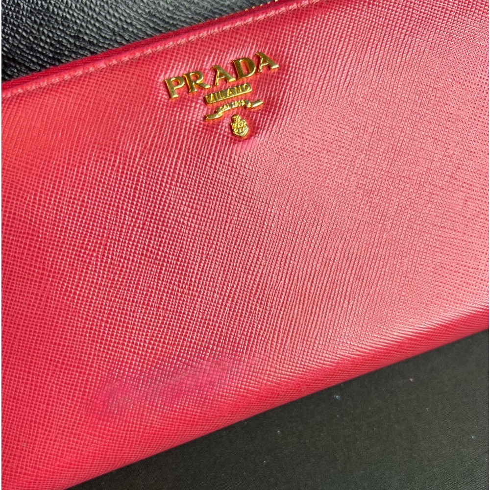 Authentic Prada wallet - Picture 2 of 6